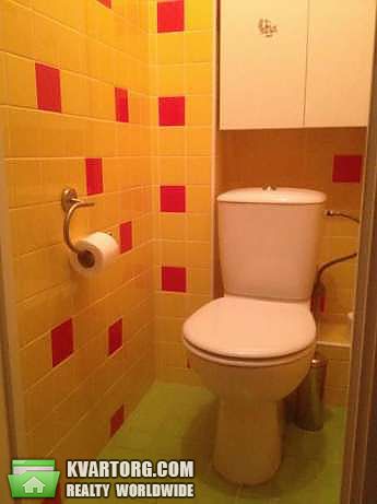 Rent out 2-room apartment. Киев,  Бажана — photo 3