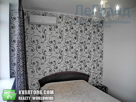 Rent out 2-room apartment. Одесса, Французский бульвар — photo 1