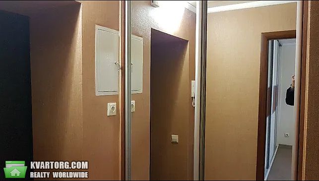 Rent out 1-room apartment. Киев,  Предславинская — photo 4