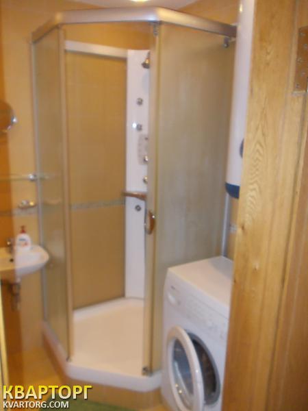 Rent out 3-room apartment. Киев,  Тургеневская — photo 5