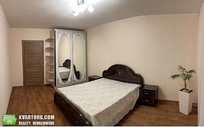Rent out 1-room apartment. Киев, Ревуцкого — photo 1