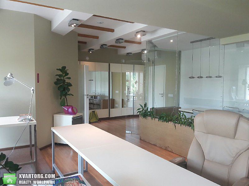 Rent out office. Киев,  Ярославская — photo 10