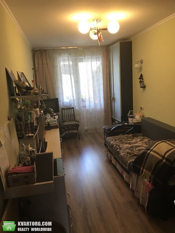 Sell 3-room apartment. Киев,  Свободы пр — photo 3