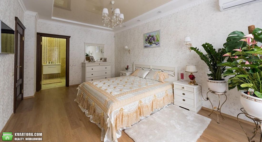 Rent out 2-room apartment. Киев,  Полтавская — photo 3