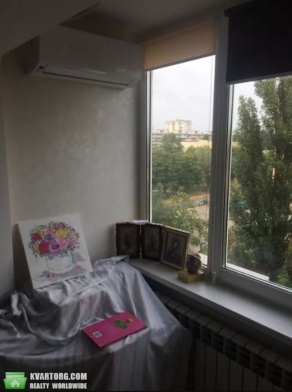 Sell 2-room apartment. Киев,  Милютенко — photo 3