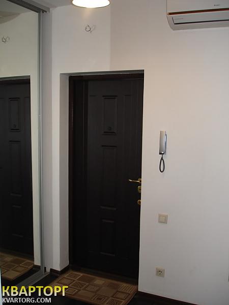 Rent out 2-room apartment. Киев,  Дегтяривская — photo 4