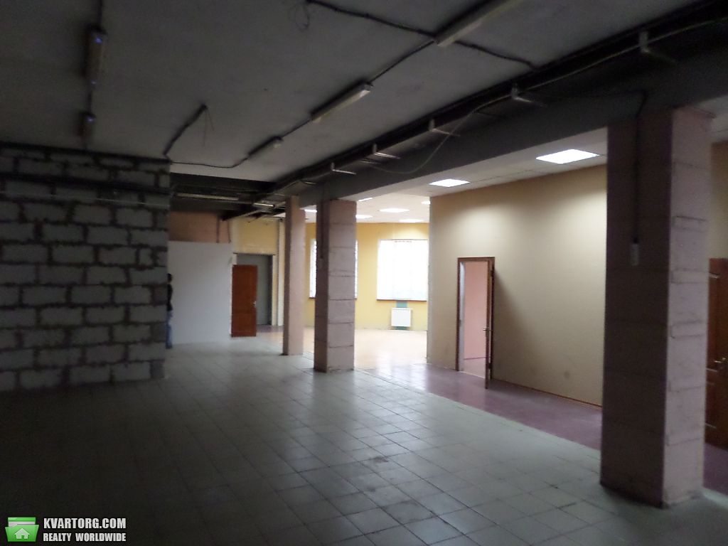 Rent out shop. Киев,  Оболонский пр — photo 3