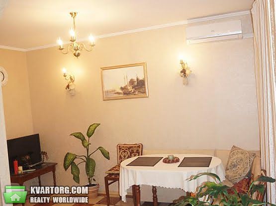 Sell 3-room apartment. Киев, коновальца — photo 2