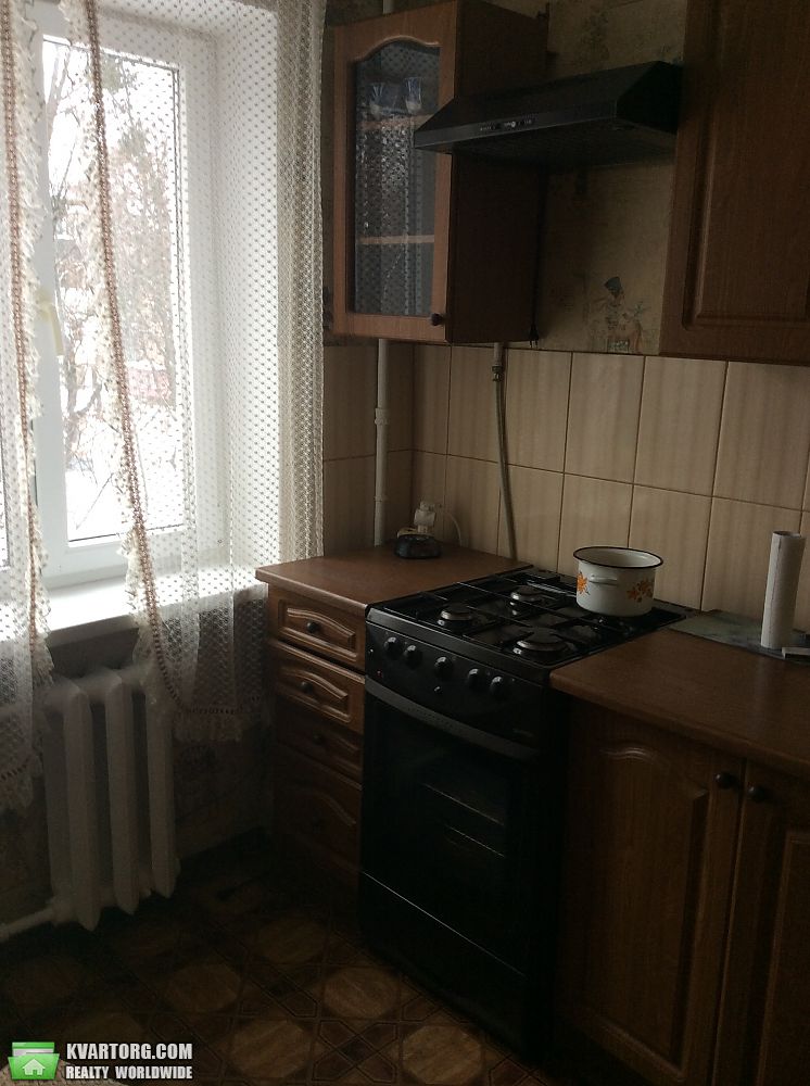 Rent out 1-room apartment. Киев,  Донца — photo 1