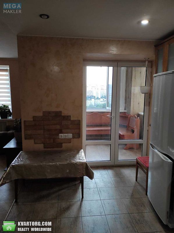 Rent out 1-room apartment. Киев,  Радченко — photo 2