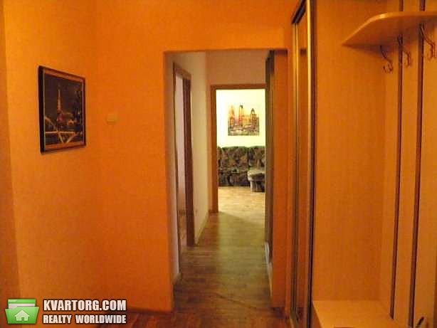 Rent out 2-room apartment. Киев,  Чавдар — photo 1