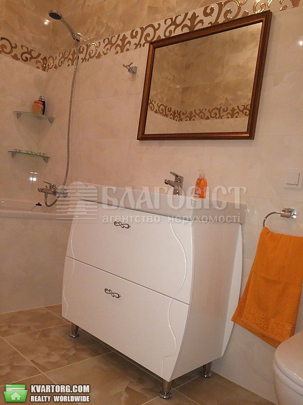 Rent out 3-room apartment. Киев,  Антонова — photo 1