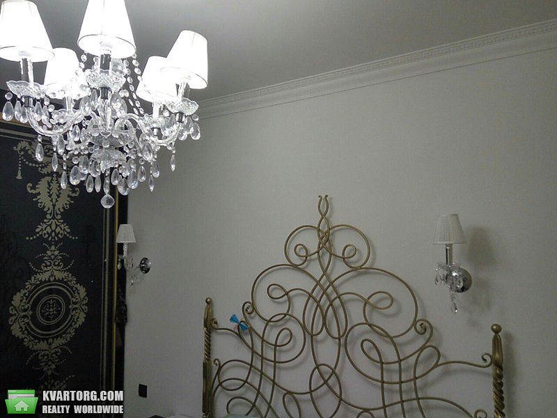 Sell 3-room apartment. Киев,  Днепровская наб — photo 2