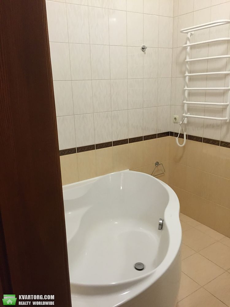 Sell 2-room apartment. Киев,  Драгомирова — photo 2