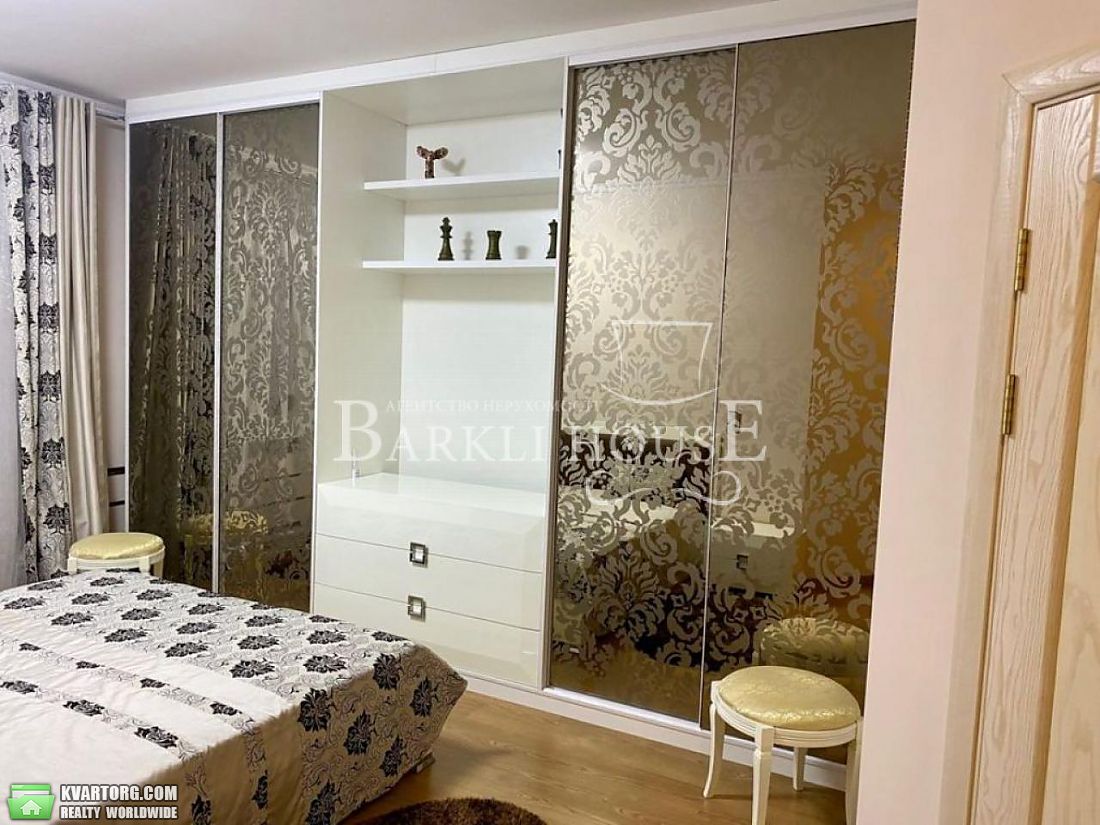 Rent out 5-room apartment. Киев,  Антоновича — photo 5