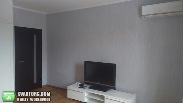 Rent out 1-room apartment. Киев,  Метрологическая — photo 6