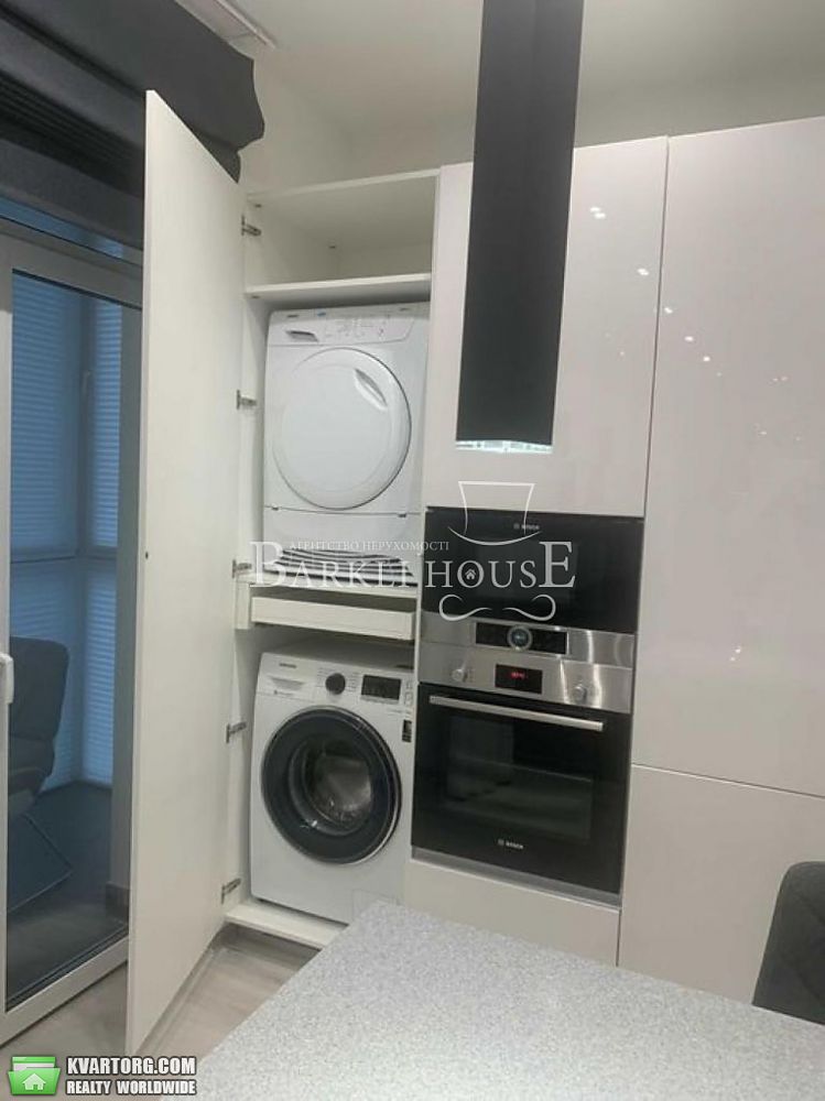 Rent out 2-room apartment. Киев,  Барбюса — photo 8