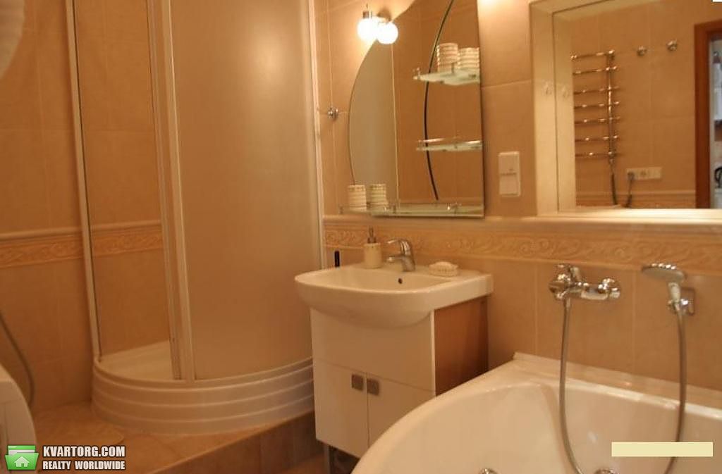 Rent out 2-room apartment. Киев,  Михайловский пер — photo 5
