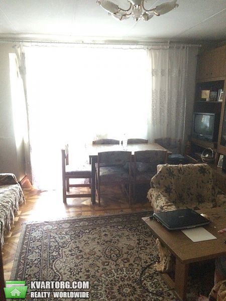 Sell 2-room apartment. Днепропетровск, Шевченко пл — photo 1