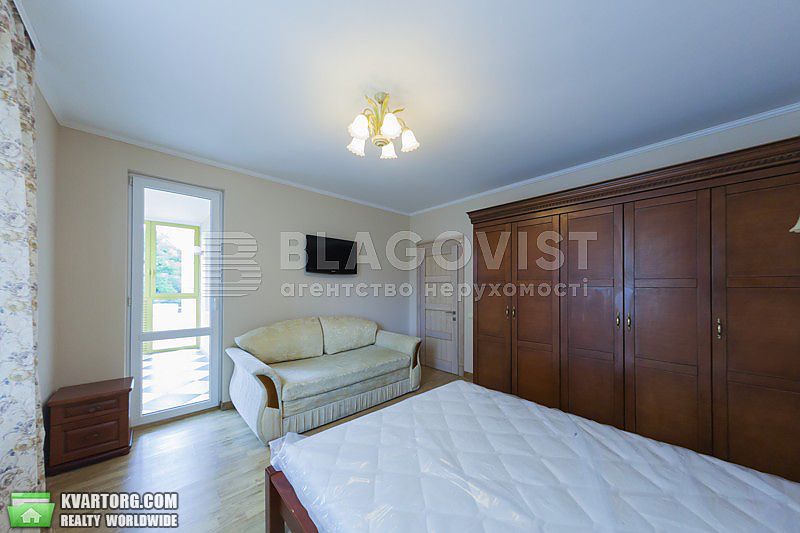 Rent out 2-room apartment. Киев,  Голосеевский пр — photo 3
