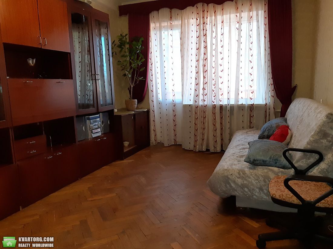 Rent out 2-room apartment. Киев,  Братиславская — photo 2