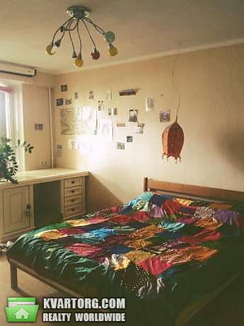 Rent out 2-room apartment. Киев,  Бажана — photo 1
