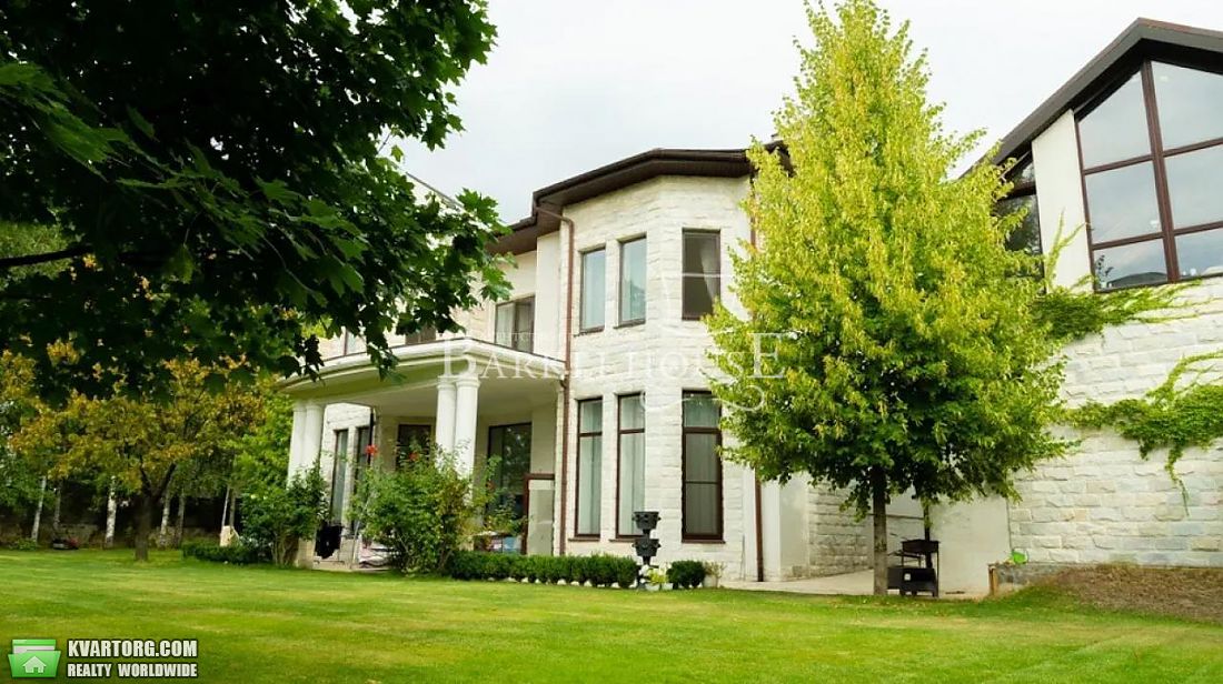 Rent out house. Киев,  Богатырская — photo 1