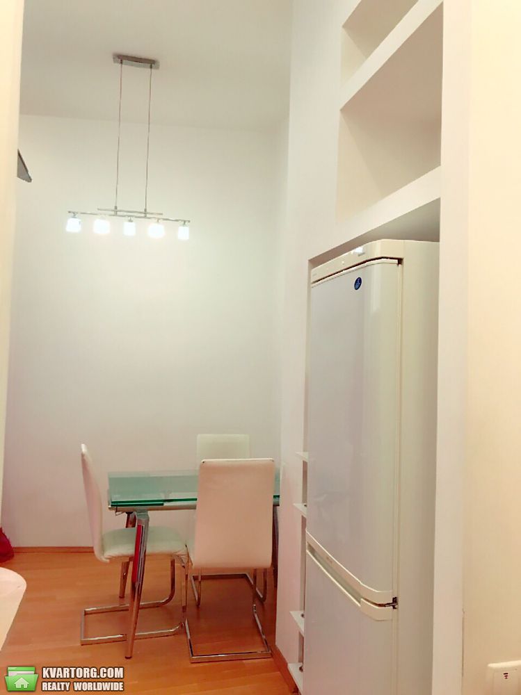 Rent out 3-room apartment. Киев,  Пушкинская — photo 5