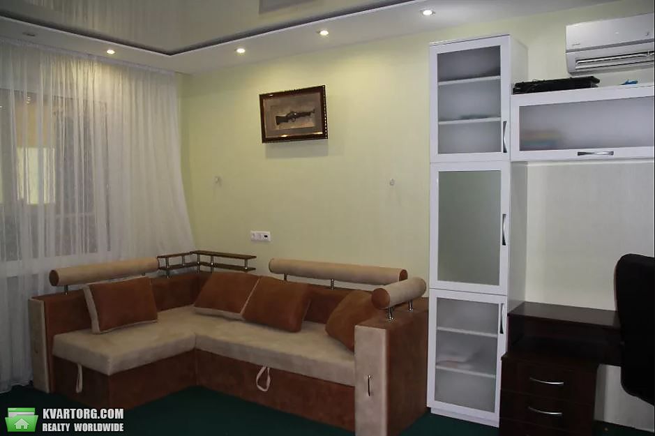 Sell 3-room apartment. Киев,  Урловская — photo 8