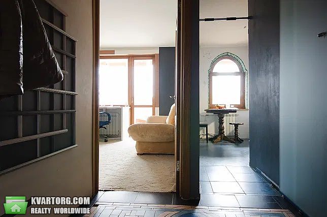 Sell 1-room apartment. Киев,  Зодчих — photo 4