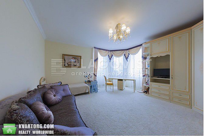 Sell 3-room apartment. Киев,  Молдавская — photo 3