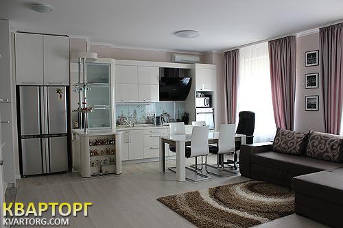 Rent out 2-room apartment. Киев, Оболонская наб — photo 1