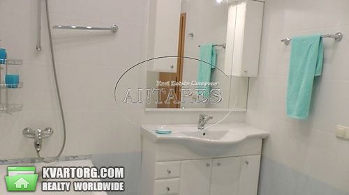 Rent out 2-room apartment. Киев, Леси Украинки бул — photo 6