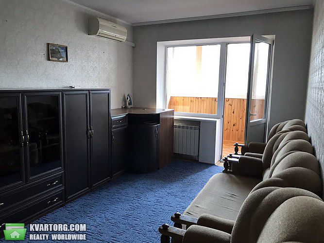 Rent out 3-room apartment. Киев,  Лисковская — photo 10