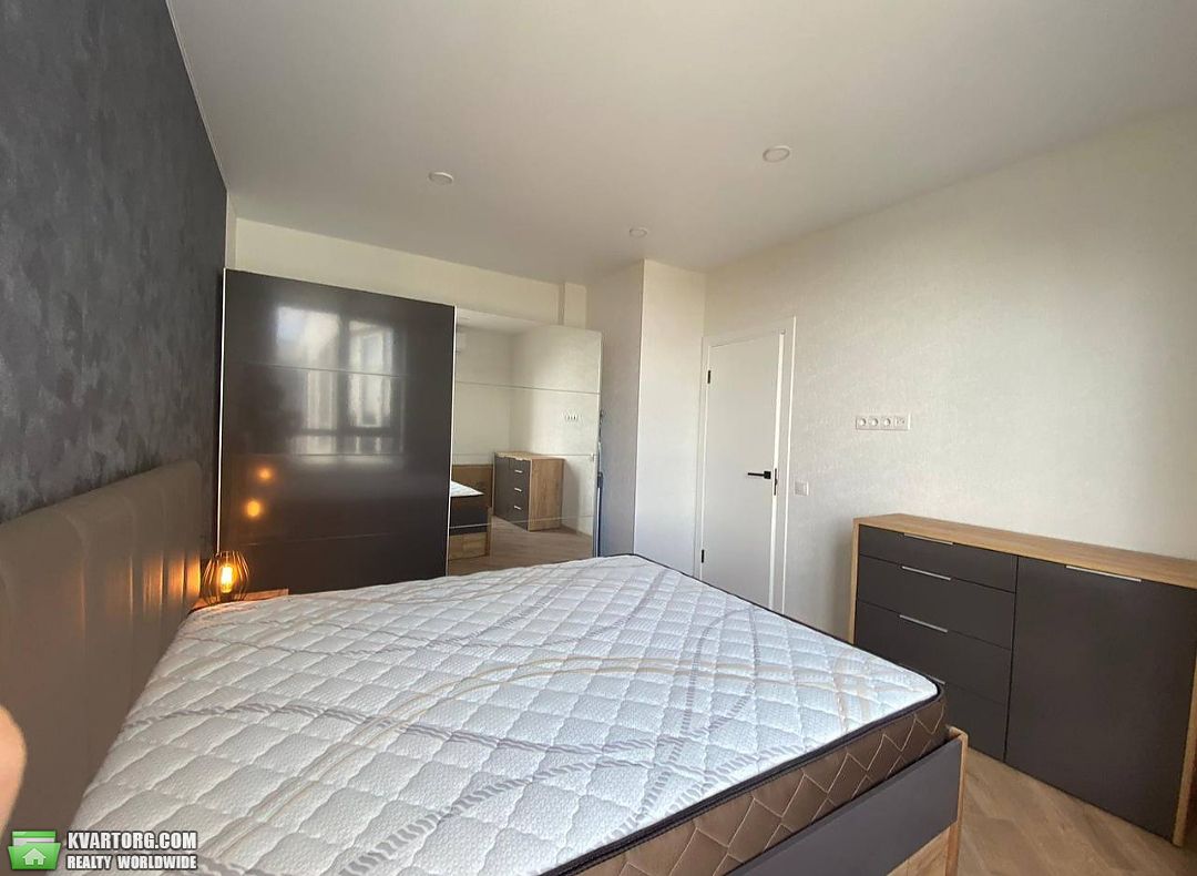 Rent out 1-room apartment. Киев,  Университетская — photo 6