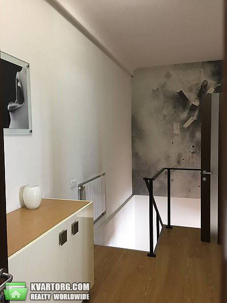 Rent out 3-room apartment. Киев,  Урловская — photo 4