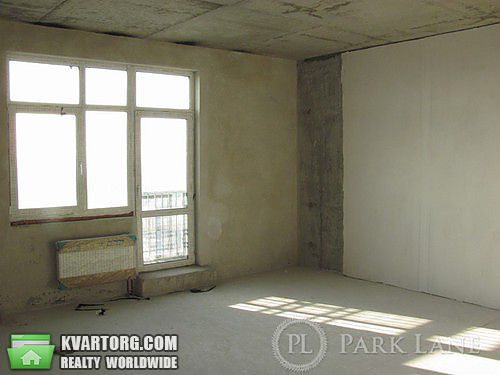 Sell 3-room apartment. Киев,  Щорса — photo 1