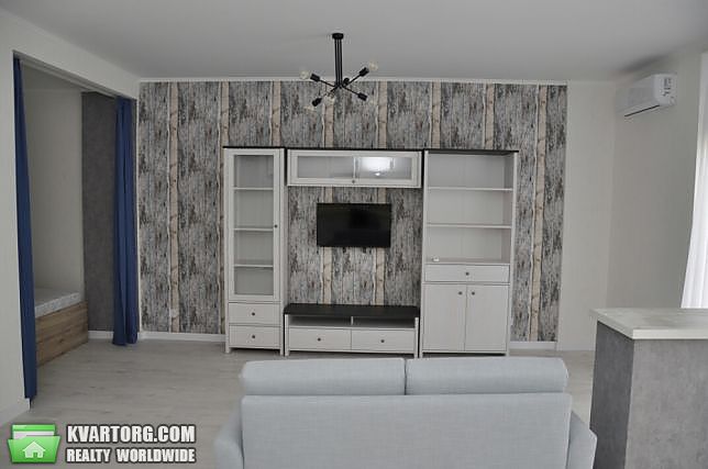 Rent out 1-room apartment. Киев, Регенераторная ул. — photo 3