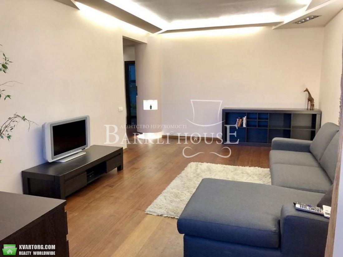 Rent out 3-room apartment. Киев, Бульварно Кудрявская — photo 2