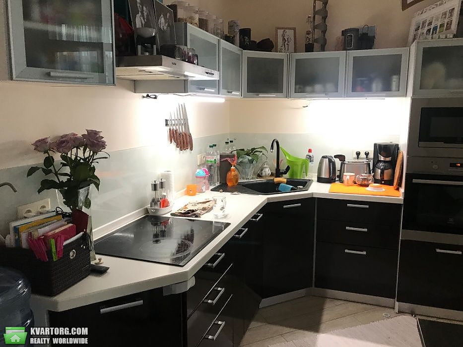 Sell 3-room apartment. Киев, Регенераторная — photo 1