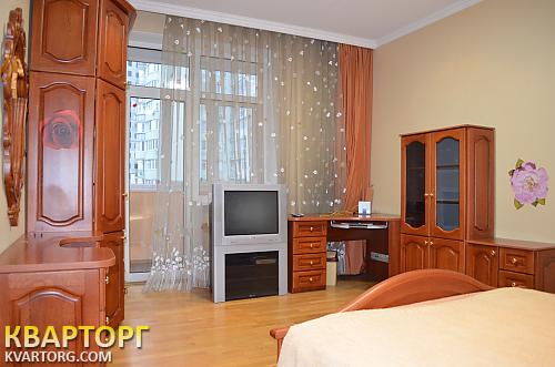 Rent out 3-room apartment. Киев,  Павловская — photo 4
