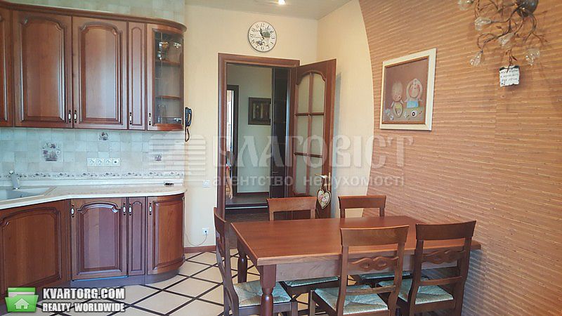 Rent out 3-room apartment. Киев,  Московская — photo 8