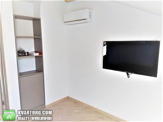 Rent out 3-room apartment. Киев, Творческая — photo 9