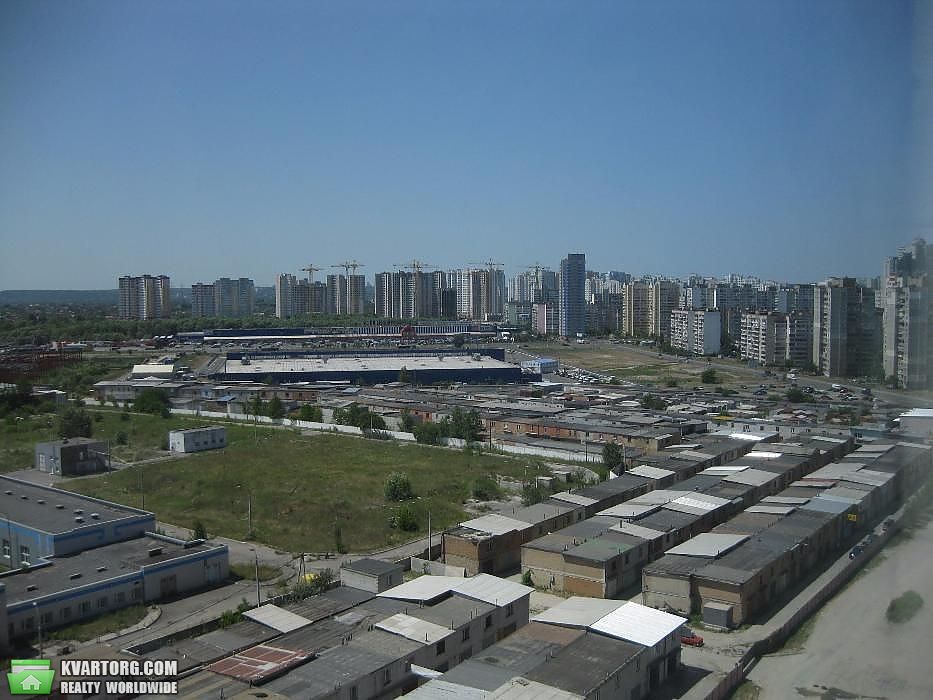 Sell 2-room apartment. Киев, Крушельницкой ул. — photo 1