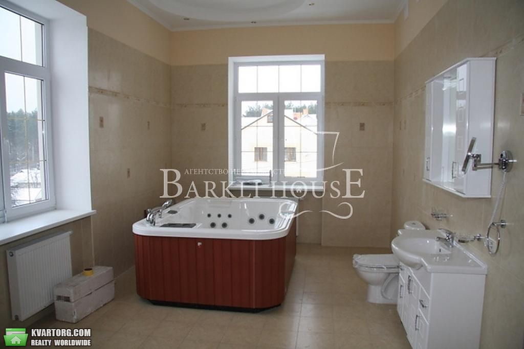 Rent out house. Киев, Елочная — photo 9