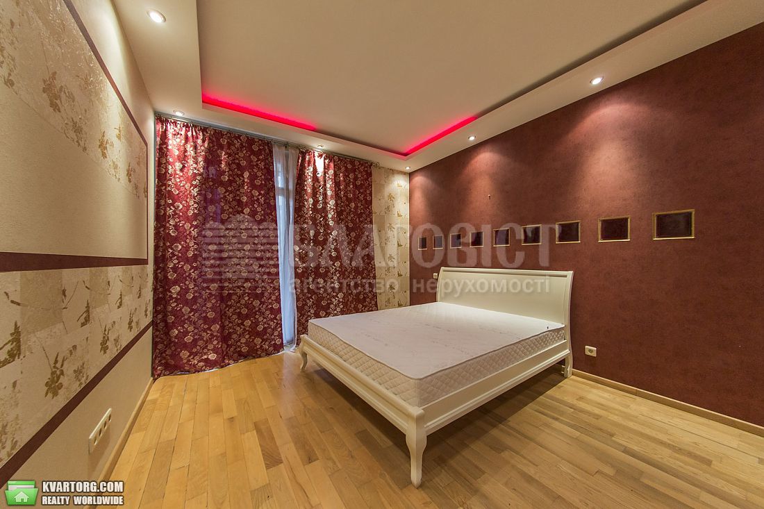 Rent out 3-room apartment. Киев,  Владимирская — photo 5