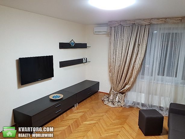 Rent out 2-room apartment. Киев,  Антоновича — photo 3