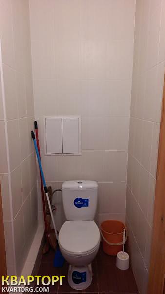 Rent out 2-room apartment. Киев, Радунская — photo 8