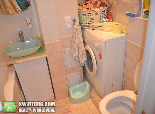 Rent out 3-room apartment. Киев, Полярная — photo 8