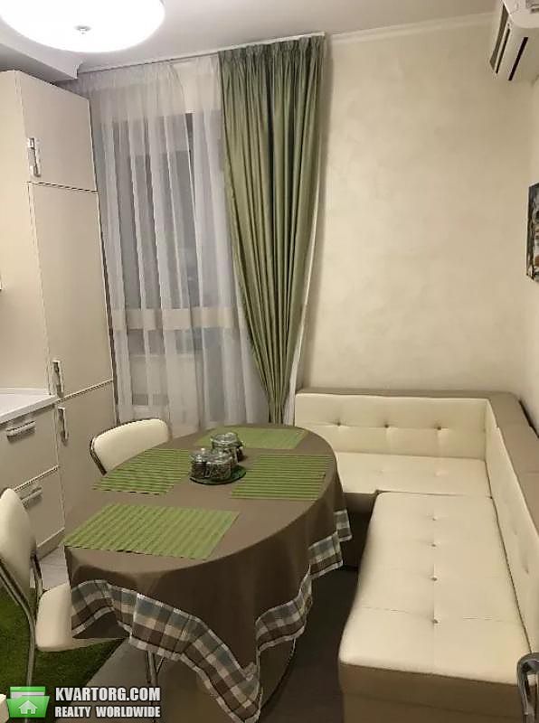 Rent out 2-room apartment. Киев,  Наумова — photo 3